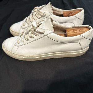 Koio Capri in tripple white
